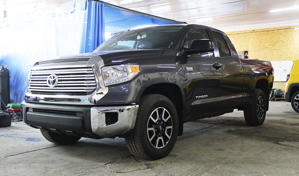 Ремонт, рихтовка и покраска Toyota Tundra